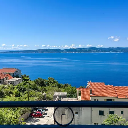 Apartment Old House *